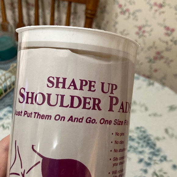 Off white and Black Shoulder Pads - Picture 2 of 6